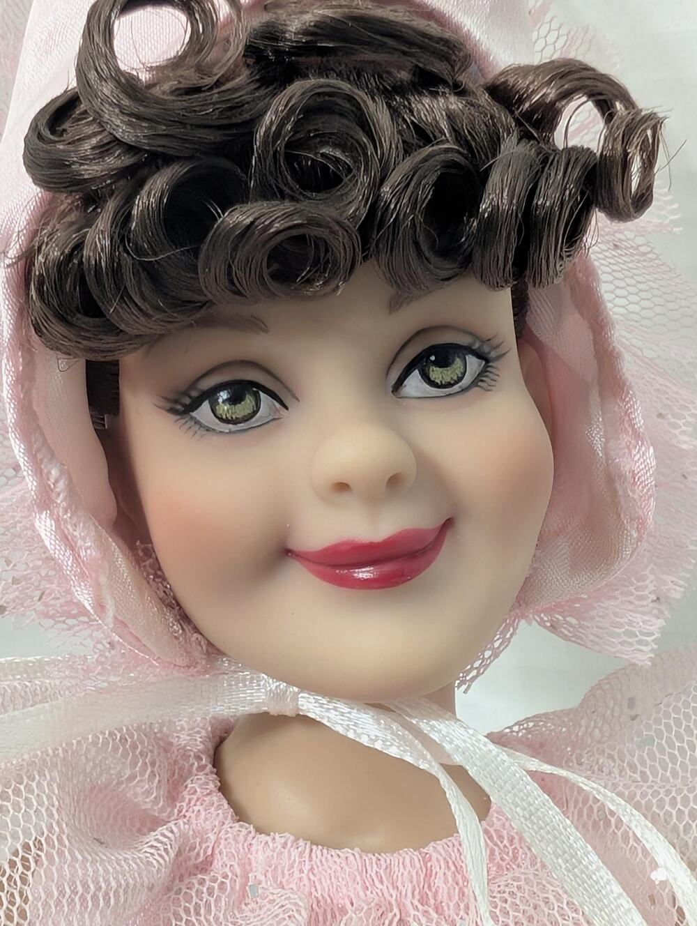 Tonner Wizard of Oz Lullaby Munchkin 12" Doll Ballerina T9OZDD06 With Stand